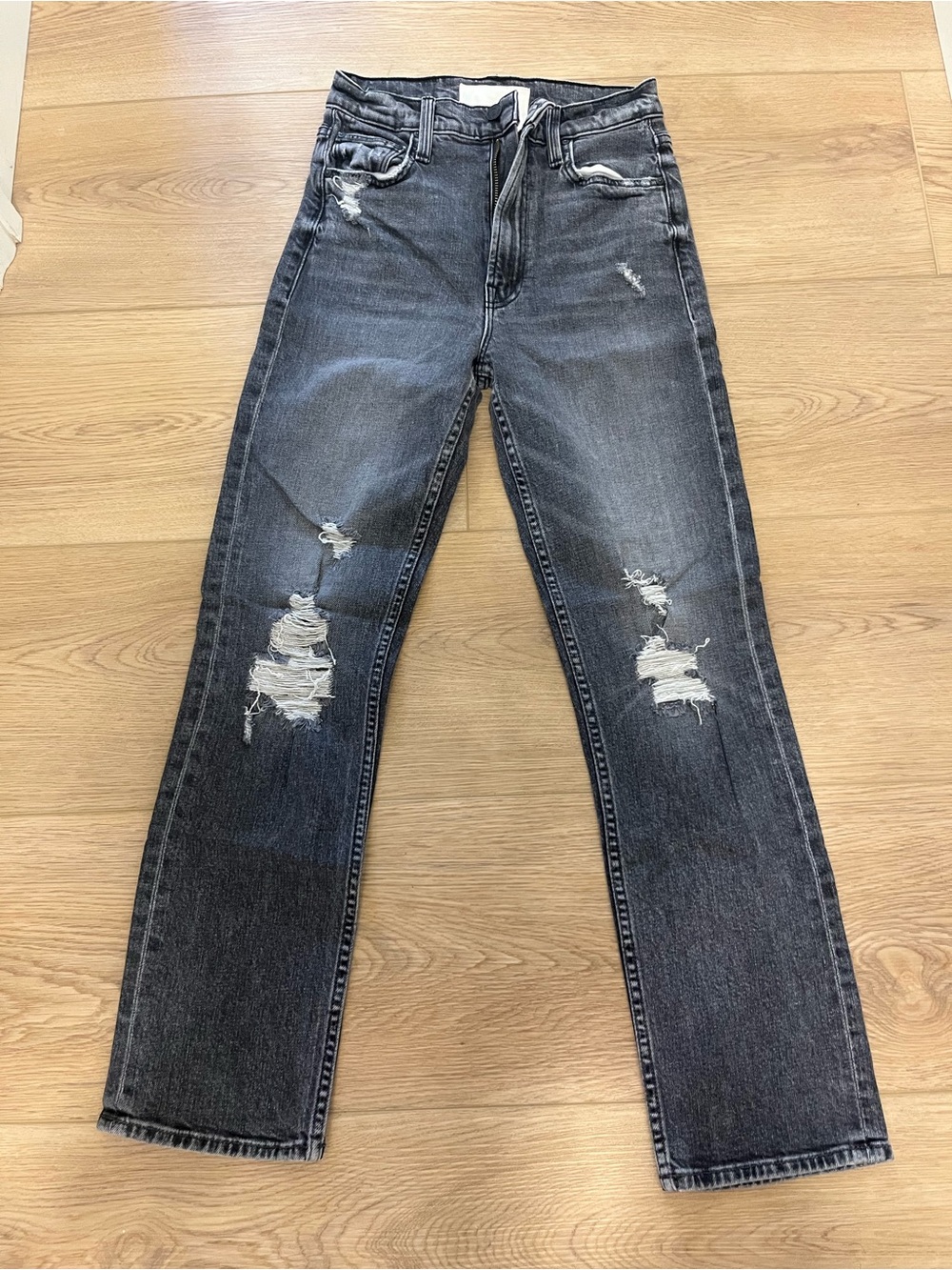 MOTHER Superior High Waist Rider Ankle Jeans. Wash: After Midnight with Molly